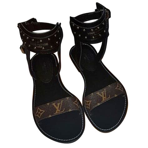 sandale louis vuitton femme pas cher|sandales Louis Vuitton.